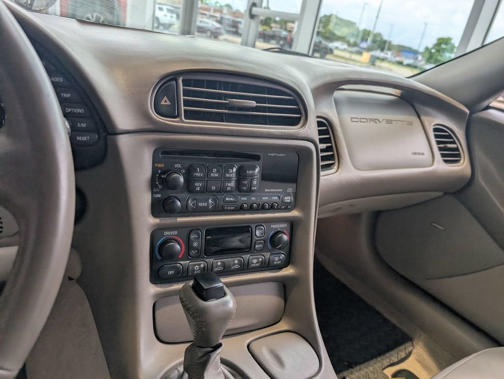 2003 Chevrolet Corvette Base