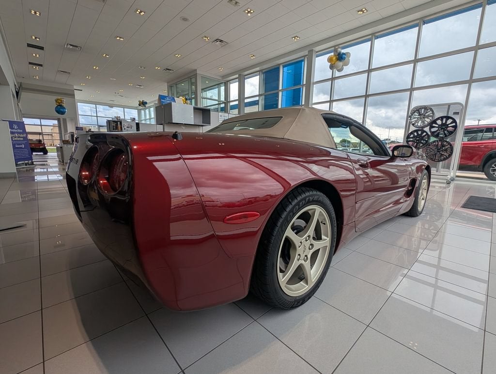 2003 Chevrolet Corvette Base