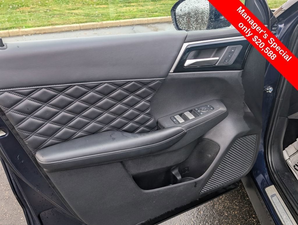 2022 Mitsubishi Outlander SEL