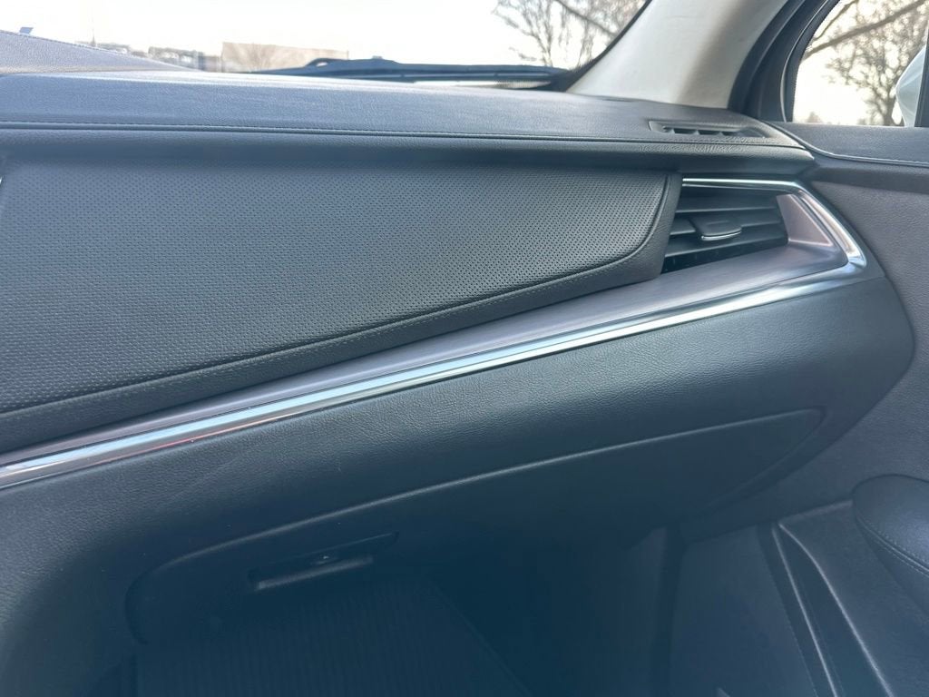 2017 Cadillac XT5 Luxury AWD