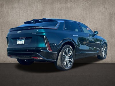 2024 Cadillac LYRIQ Luxury 2