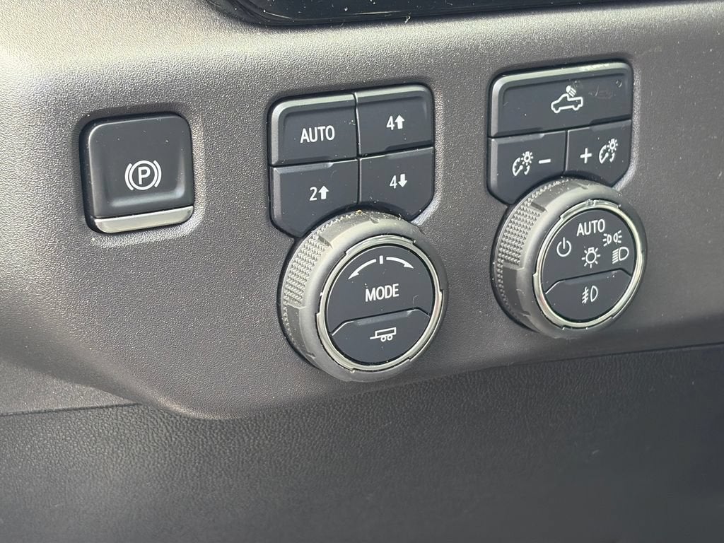 2025 Chevrolet Silverado 1500 LT Trail Boss