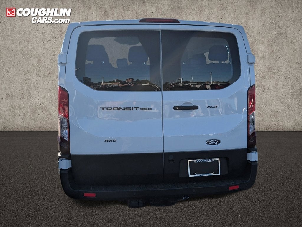 2026 Ford Transit Passenger Wagon XL