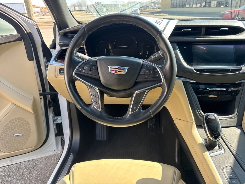 2019 Cadillac XT5 Luxury AWD