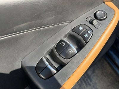2017 Nissan Maxima SR