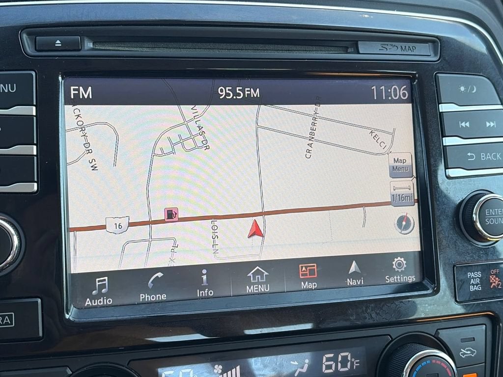 2017 Nissan Maxima SR
