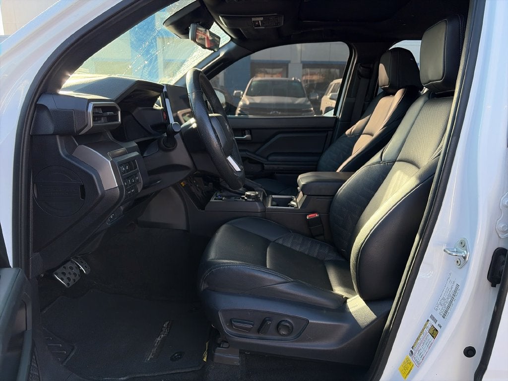 2024 Toyota Tacoma 4WD SR5