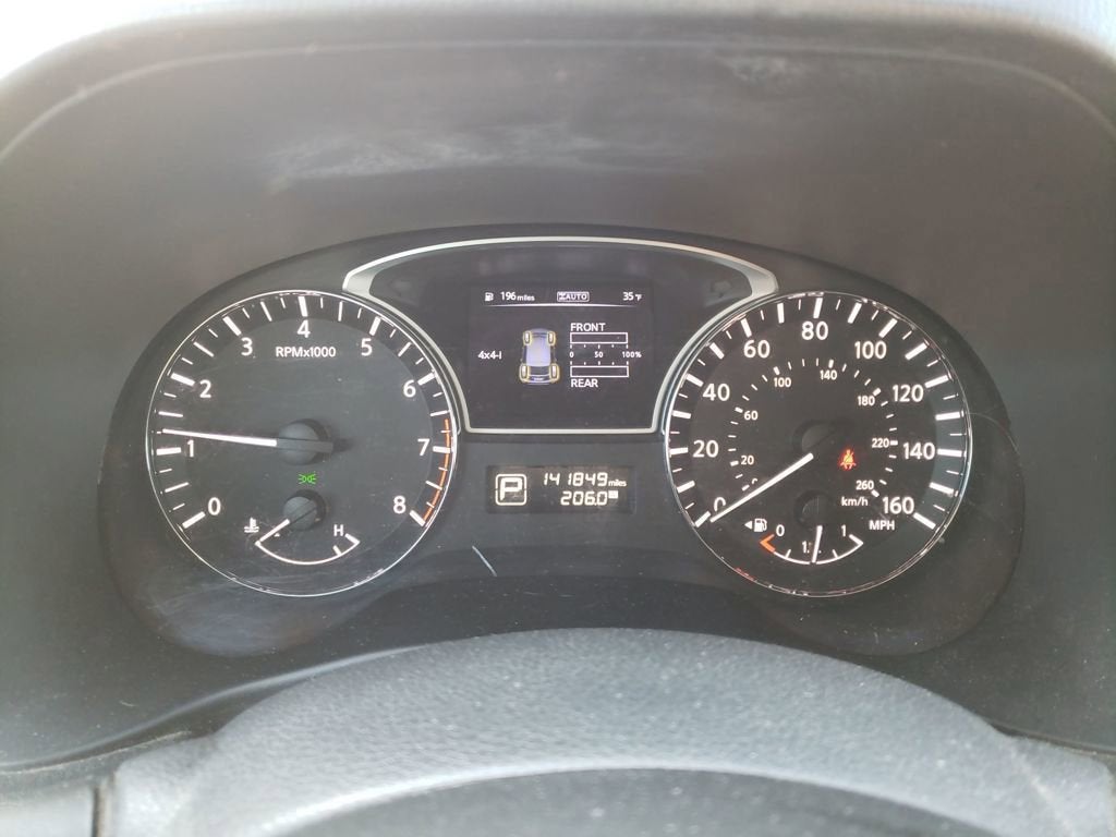 2014 Nissan Pathfinder SV